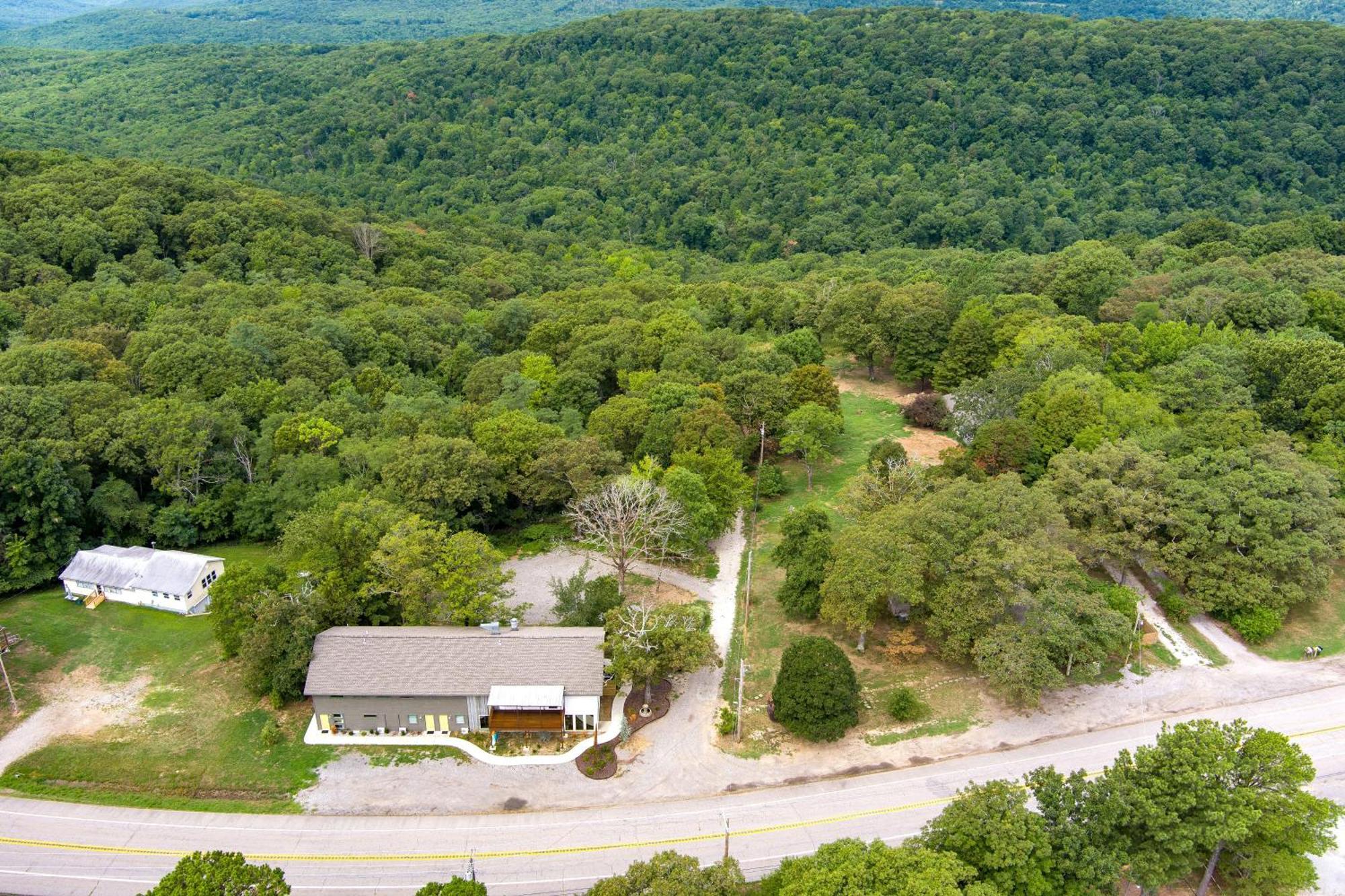 Bigfoot Hideout Hotel Winslow ภายนอก รูปภาพ